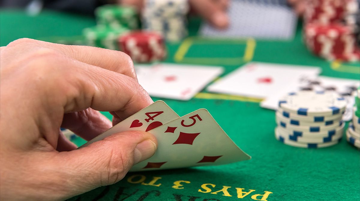 Chiến lược Poker: quali carte giocare preflop, bài bài lớn